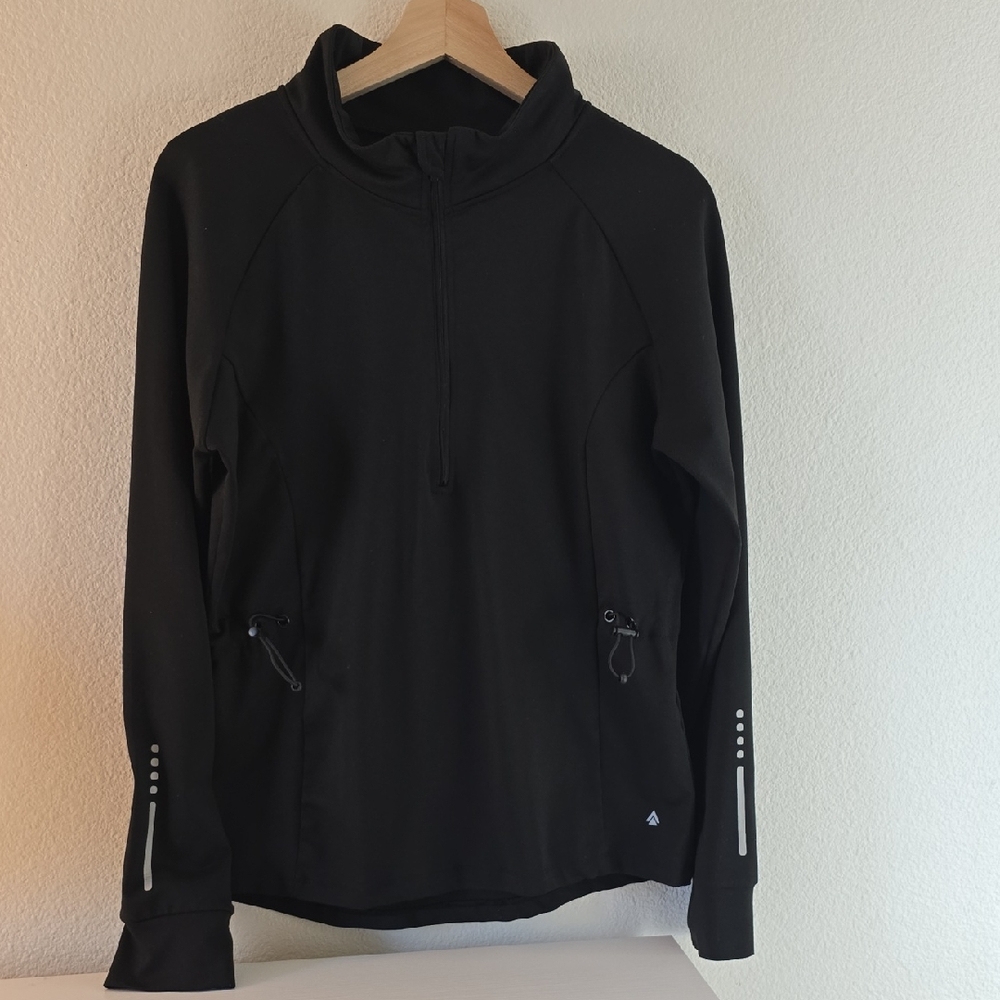 CALI SPORT InBlack Half-Zip Athletic Pullover